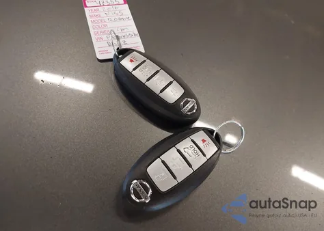 2016 Nissan Rogue Sl z USA, uszkodzony, nr VIN JN8AT2MV3GW139936